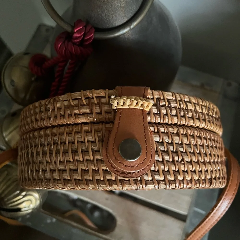 Round Wicker Rattan Shoulder Bag Purse Bohemian - Picture 4 of 5